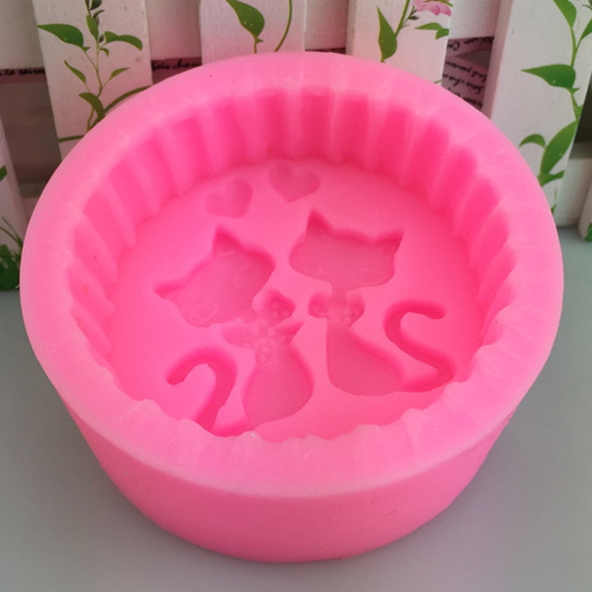 1ピースシリコン製猫型石鹸型 - 丸型DIYキャンドル作成型 - Candle Making Ingredients のレビューと価格